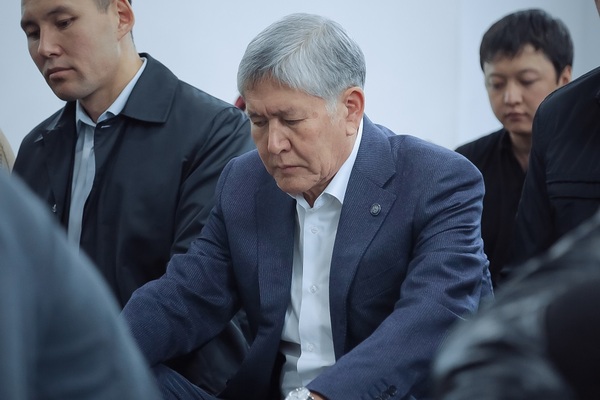 Атамбаев түрмеде ауыр хәлде жатыр