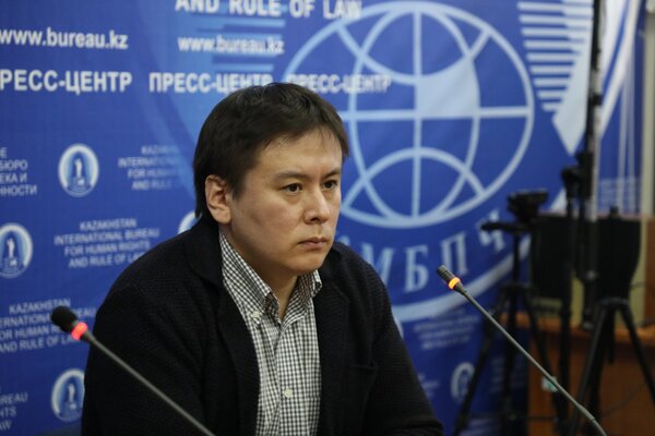 Демократиялық партия Конституцияның жаңа нұсқасын ұсынды