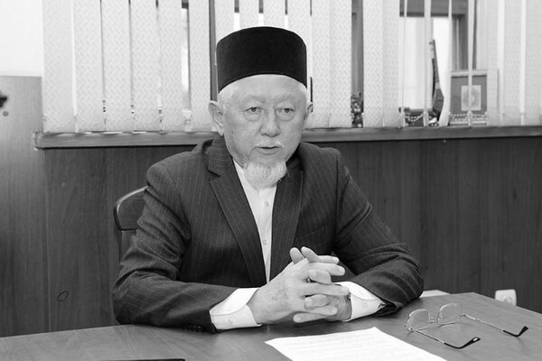 Әбсаттар Дербісәлі өмірден озды