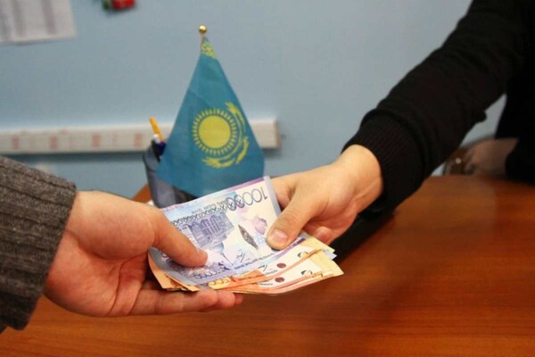 Жалған мәліметті растау үшін пара алу – елді емес, өзіңді алдау