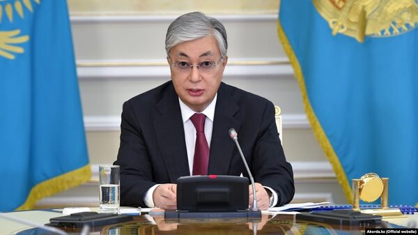 Тоқаев: Азаматтарды тіл мен ұлтына қарап кемсітетіндер жазаланады