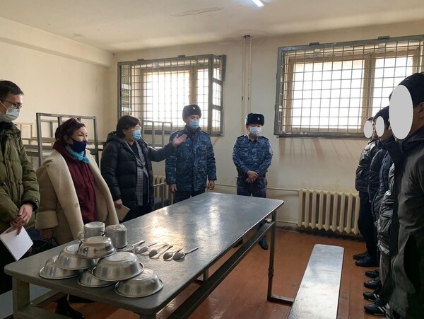 Адам құқықтары жөніндегі уәкіл тергеу орындарын тексеріпті