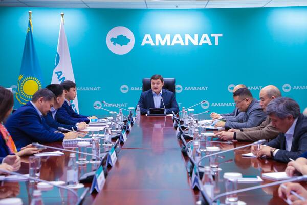 AMANAT партиясы бағдарламаларын жаңарта бастады
