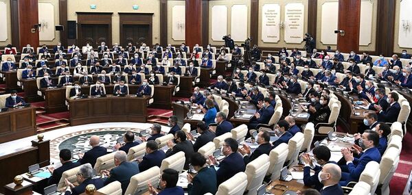 "Су шықса, айтарсыздар" - Қошанов депутаттарға ескерту жасады