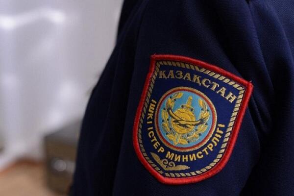 Шымкент тұрғыны полиция атын жамылып, тұрғындарды бопсалаған