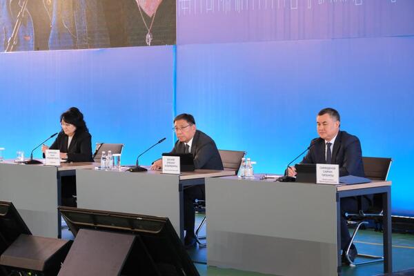 Әуезов ауданындағы кездесу: Досаев үш мәселеге ерекше тоқталды