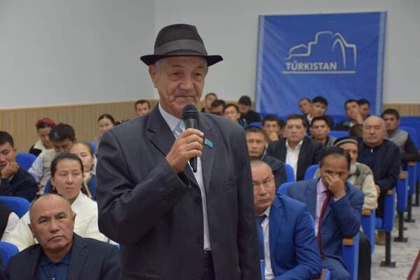 Түркістан. Жаңадан сайланған ауыл әкімінің жұмысына тұрғындар оң баға берді 