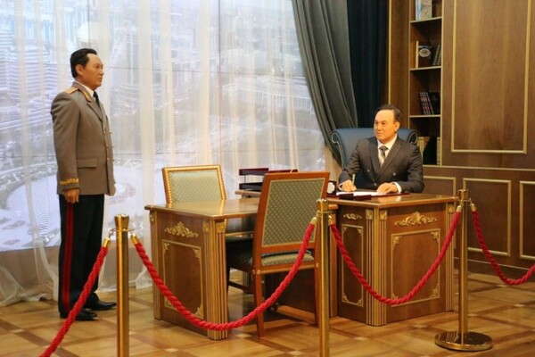 Назарбаевтың тағы бір мүсіні алынды