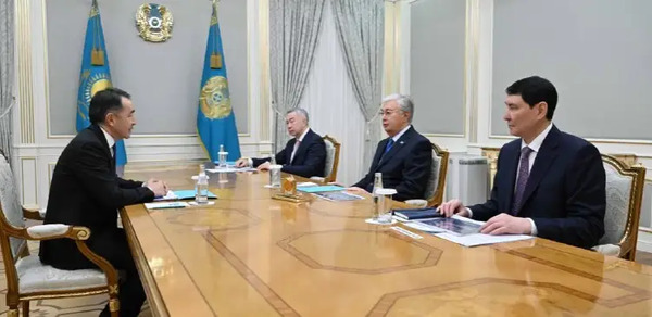 Президент Еуразиялық экономикалық комиссия алқасының төрағасы Бақытжан Сағынтаевты қабылдады