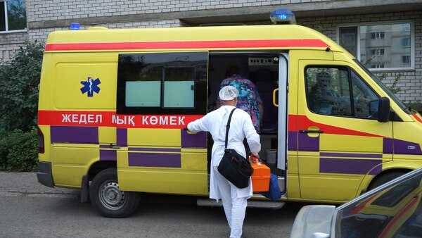 Ақтауда жедел жәрдем қызметкерлерінің біліксіздігінен 6 жасар қыз көз жұмды