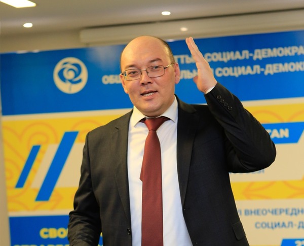 Тойып тамақ ішу үшін қанша ақша керек? Депутат пікір білдірді