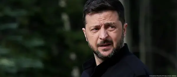 Зеленский Канадағы G7 саммитінен уақытынан бұрын кетіп қалды