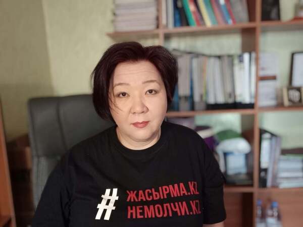 Дина Тансари Черногориядан саяси босқын мәртебесін алды