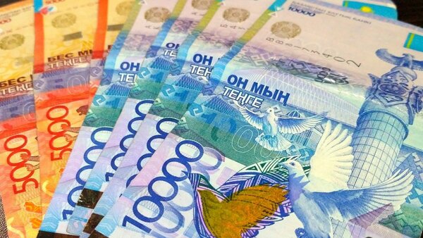 Бала күтіміне төленетін жәрдемақы қанша теңге екені белгілі болды
