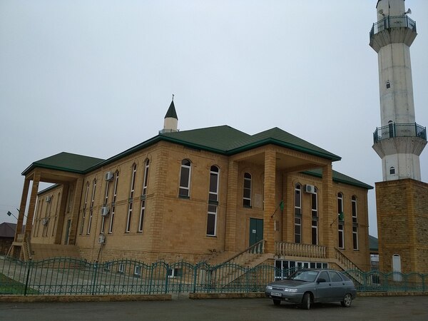 Казак ауылдарының атауларынан дау шықты. Қадыров пен генерал шарт та шұрт кетісті