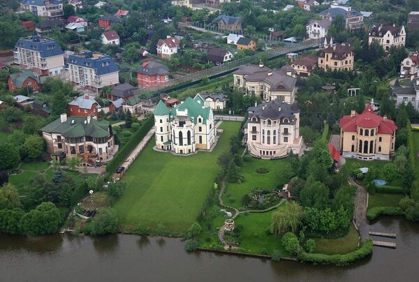 Рублевкадағы экс-әкім мен экс-министрдің және Кеңес Рақышевтың дәулеті