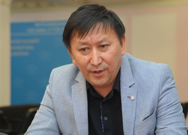 Қырғызстандағы төңкерістің артында топтық мүдде жатыр