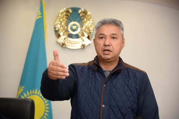 Перуашев Тоқаевты қолдайды