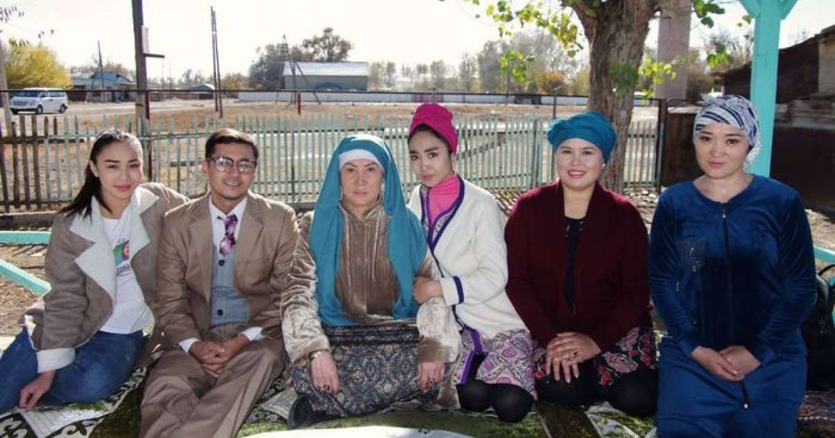 Лола Форнер жалаңаш