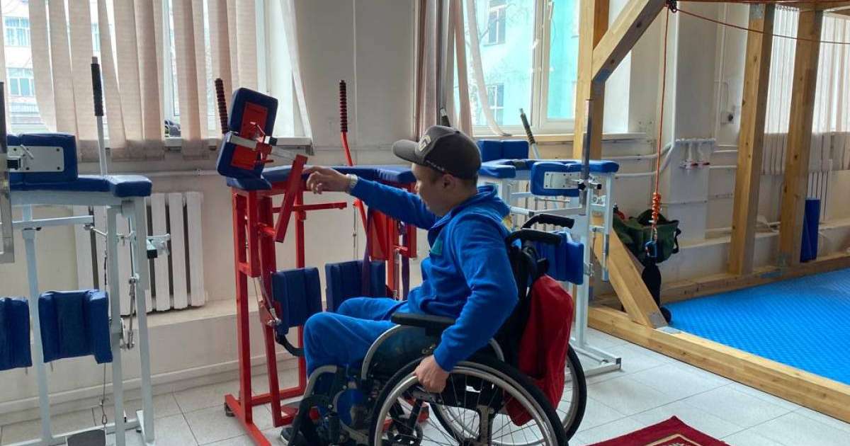 Жігіттің мысы тұрып жатыр видео Жігіттің мысы тұрып жатыр видео