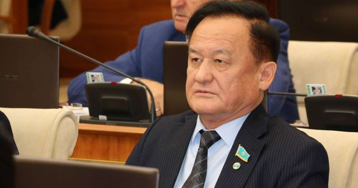 Семерка – священное число: Казыбек Иса объяснил поправки в Конституцию: 16 қыркүйек 2022, | Malim.kz