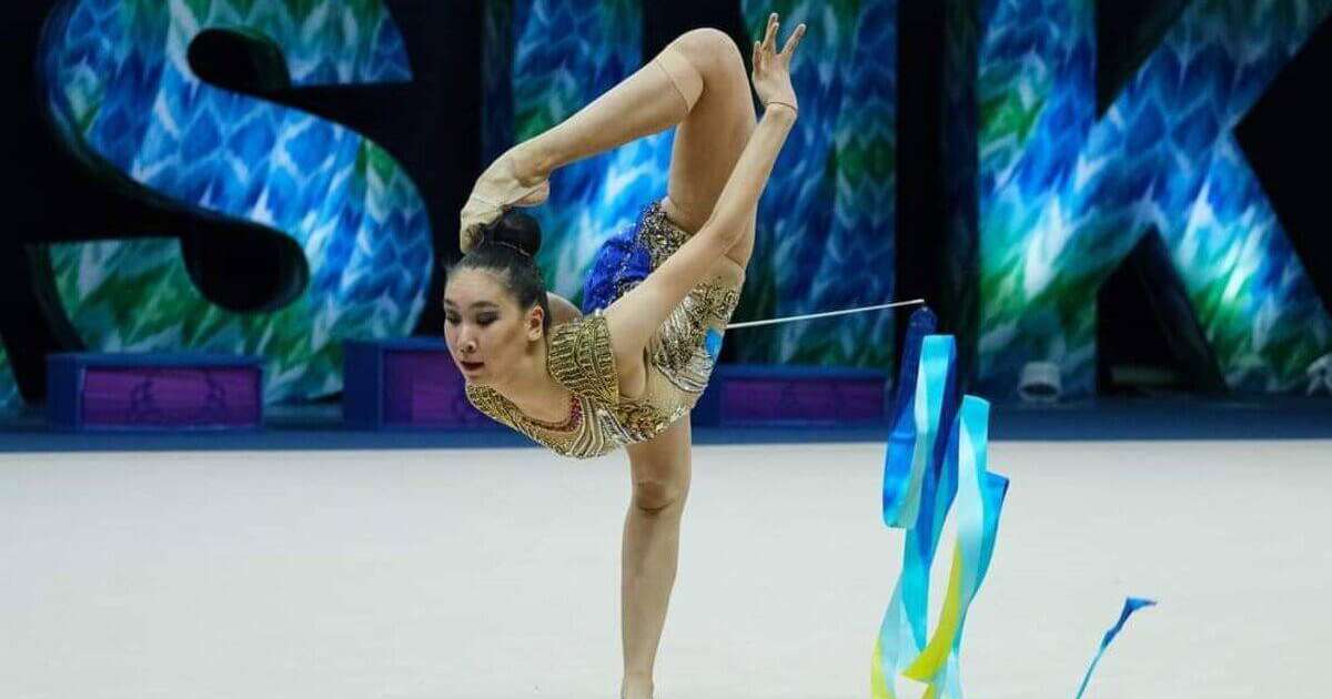 Көрмеші әйел