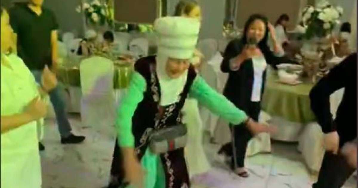 Анальды ынталандыруға арналған пениса жеңі Секс афгани тәжік духтар