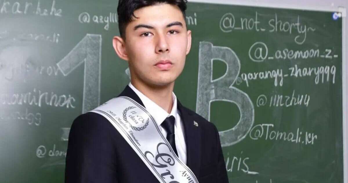 Түлек суретке түсіп жатыр Түлек суретке түсіп жатыр