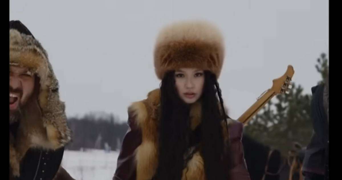 Үйдегі жеке анальді секс Ерлер әйелдерді мастурбациялайды