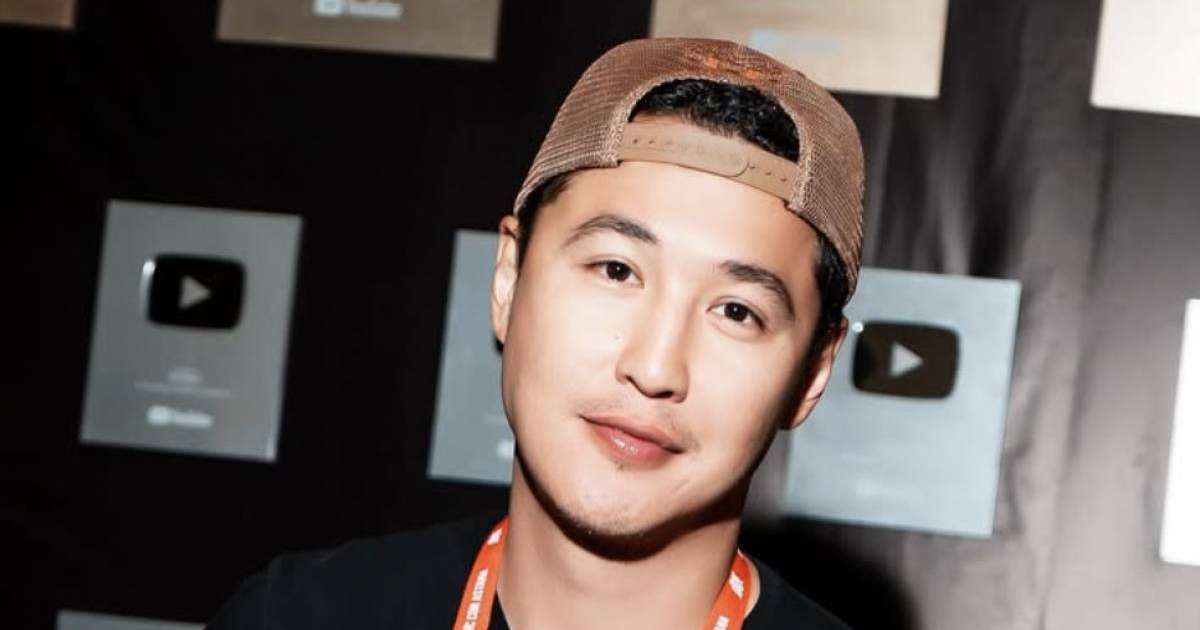 Әйелдің бөксесіндегі сперматозоидтың фотосы