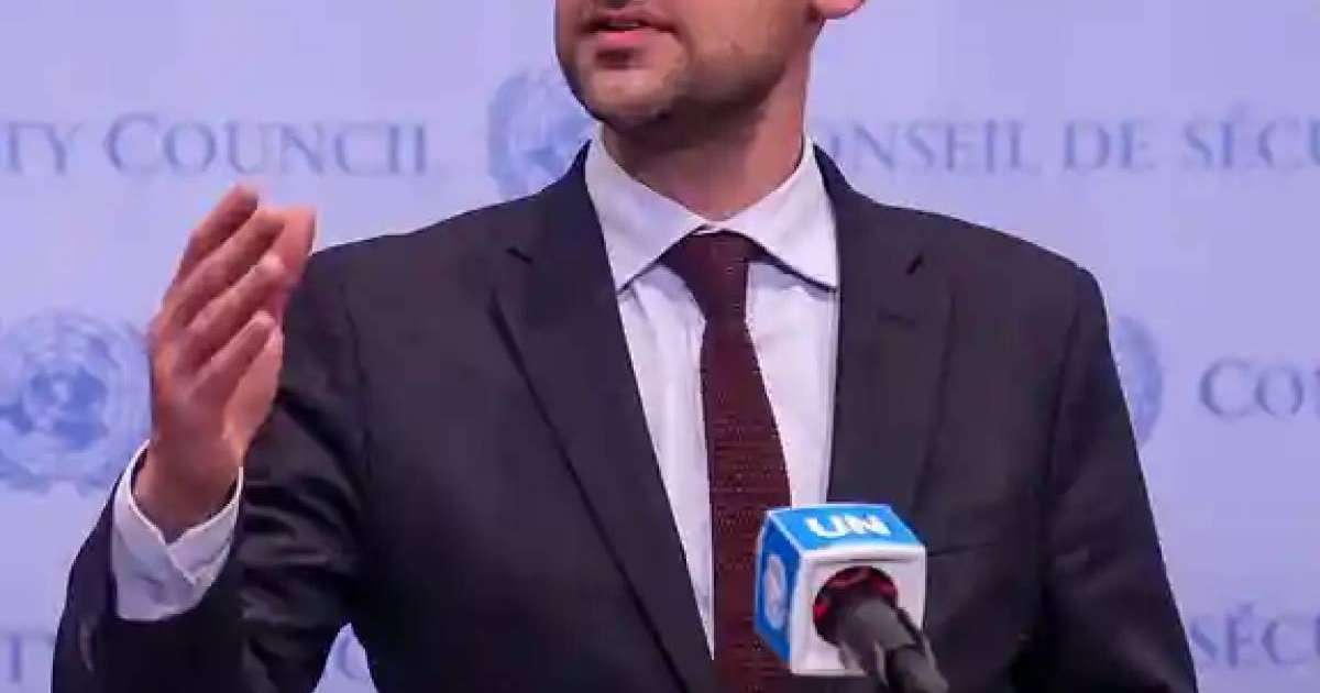 Жапондық әйелдің есегіндегі үлкен мүшесі