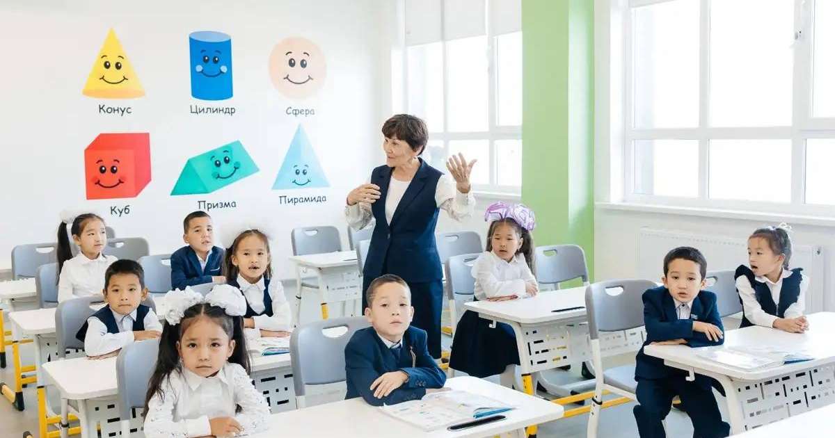 Қараңғы емізік және үлкен ареола Менің тәтеммен анальный секс