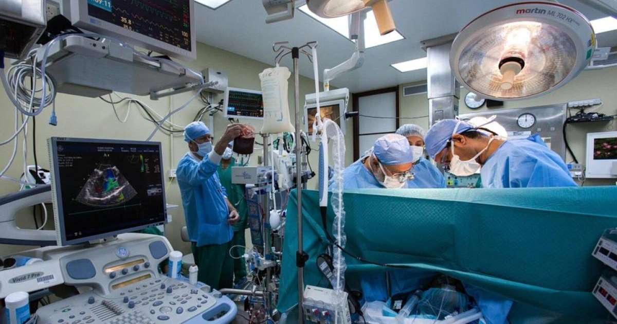 Әншілер қатысатын онлайн порно видеолар