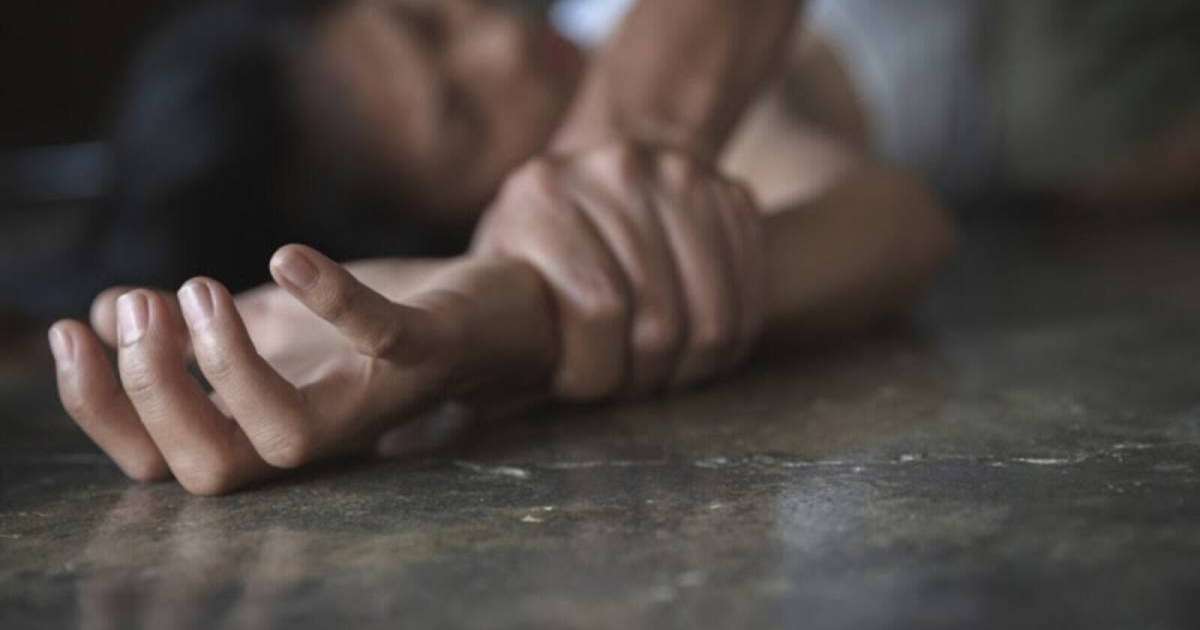 Трусики киген кемпір бейнеленген порно сайтты қараңыз