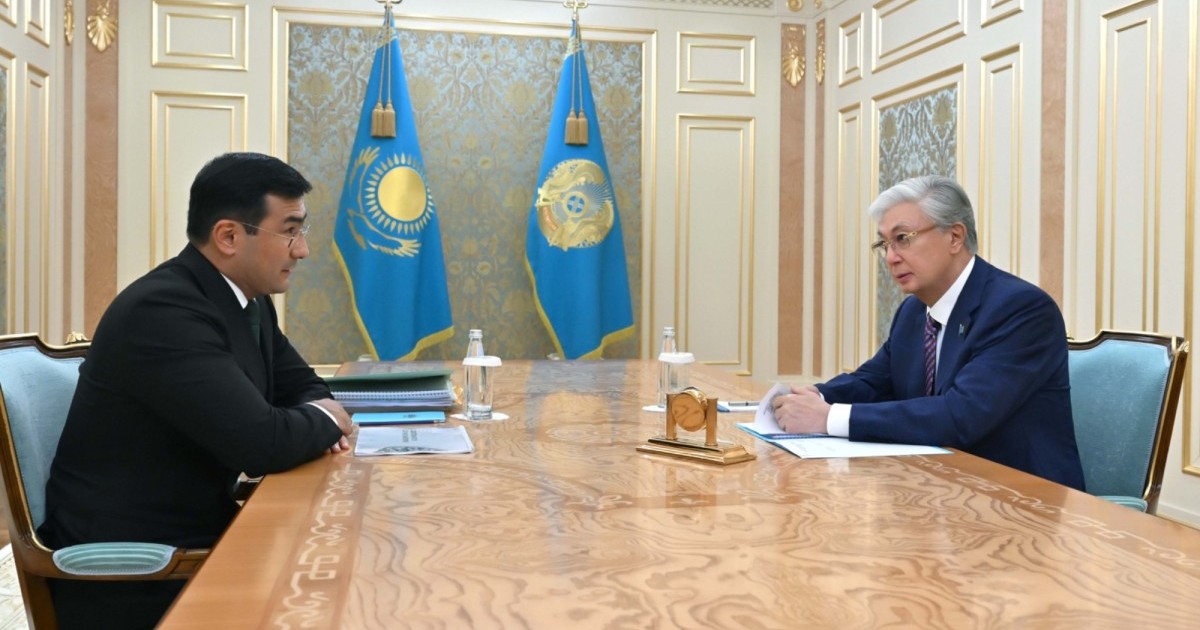 Тоқаев «Бәйтерек» холдингінің даму жоспарымен танысты