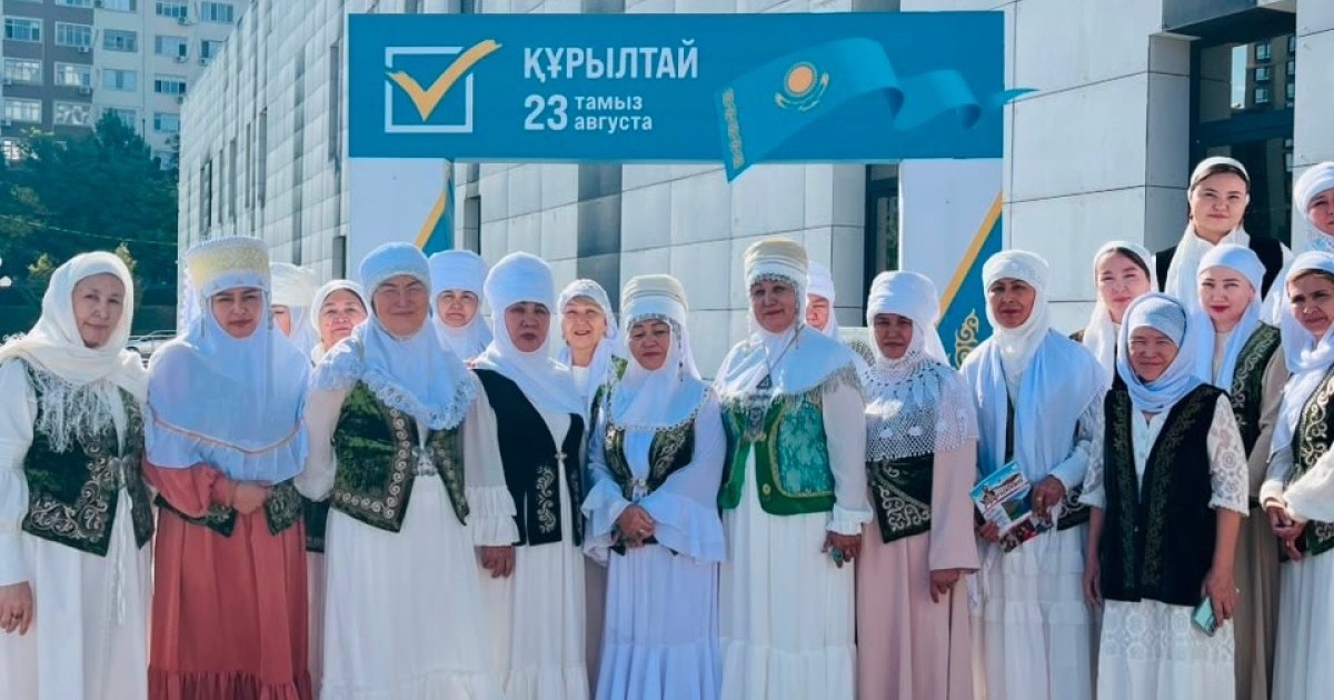 Шымкентте ақ жаулықты әжелер сайлауда өз таңдауын жасады