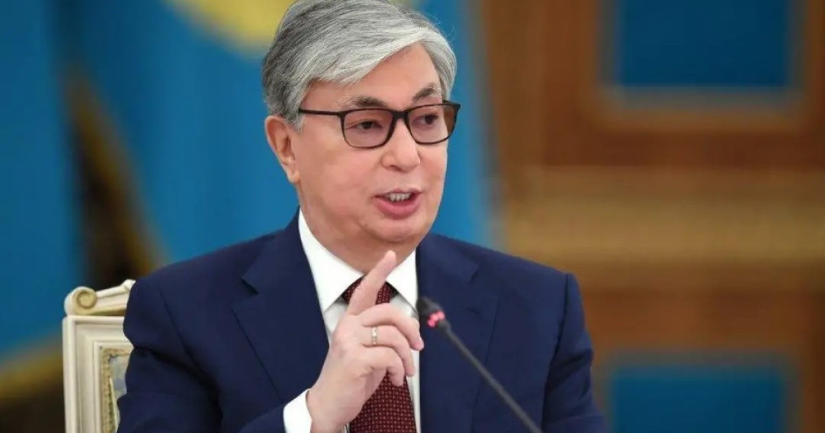 Президент 16 жасқа толмаған балаларға әлеуметтік желіге тіркелуге тыйым салуды ұсынды