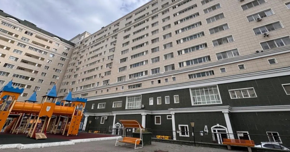 «Нұрсая» тұрғын үй кешеніндегі депутаттарға арналған пәтерлер жөнделіп жатыр
