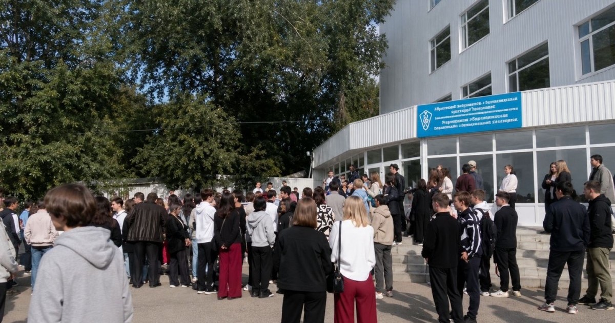 Қостанай колледжінде «Матушка Земля» әні қойылды