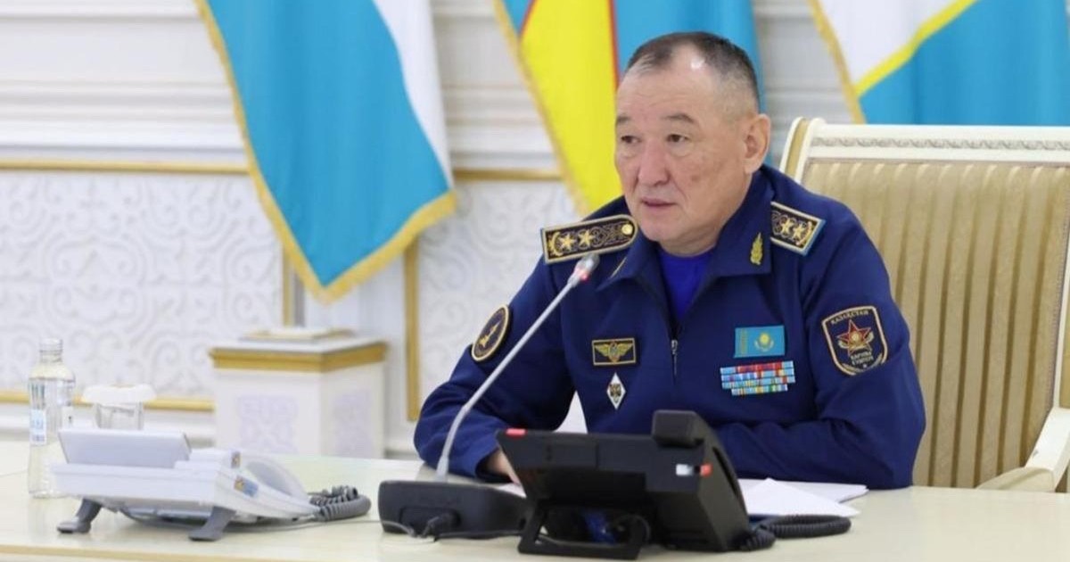 Дәурен Қосанов Қорғаныс министрі қызметінен босатылды
