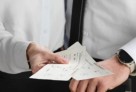 Қазақстанда әуе билеттері қымбаттады: себебі неде?