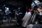 Димаш 700 метр тереңдікке түсіп, кеншілерді құттықтады