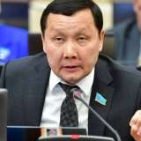 Депутат Абзал Құспан тоқал алуды заңмен реттеу қажет деп санайды