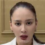 "Өз үйімнен қуылғалы отырмын". Индира Елемес Тоқаевтан көмек сұрады