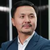 "Қызымды бермес бұрын күйеу баламмен сөйлестім": Досымжан Таңатаров ашығын айтты (ВИДЕО)