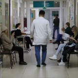 Дәрігерді ұрып-соққан ер адамға шығарылған үкім өзгеріссіз қалды