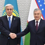 Тоқаев Өзбекстан Президенті Шавкат Мирзиёевпен келіссөз жүргізді