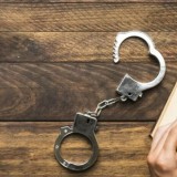 ШҚО-да қызы алимент төлемеген әкесін сотқа берді