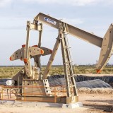 Үндістан Ресейден сатып алатын мұнайдың үлесін қысқартты