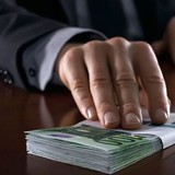 Бәрібір жеп қояды. Депутат ұрланатын ақшаны бюджетке бірден енгізуді ұсынды